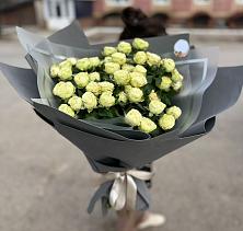Букет Белые кустовые розы Солинеро #REPLACE_PRED# Калевале