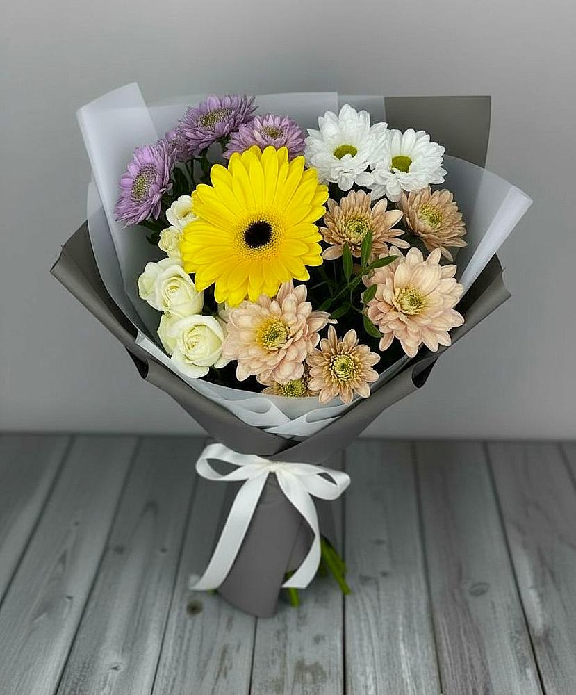 Букет цветов из: Розы, Герберы и Хризантемы в Калевале
