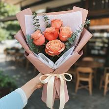 Букет цветов из:  Розы в Калевале