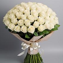 Букет 101 беля роза Белоснежка в Калевале