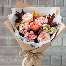 Букет цветов из:  Гвоздики, Хризантемы и Розы в Калевале