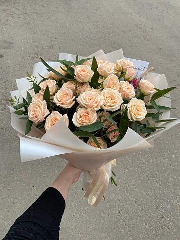 Букет Кремовые розы Латте в Калевале