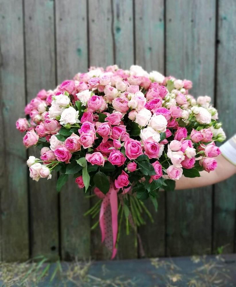 Букет Розовые кустовые розы Натали и Лав Лидия в Калевале