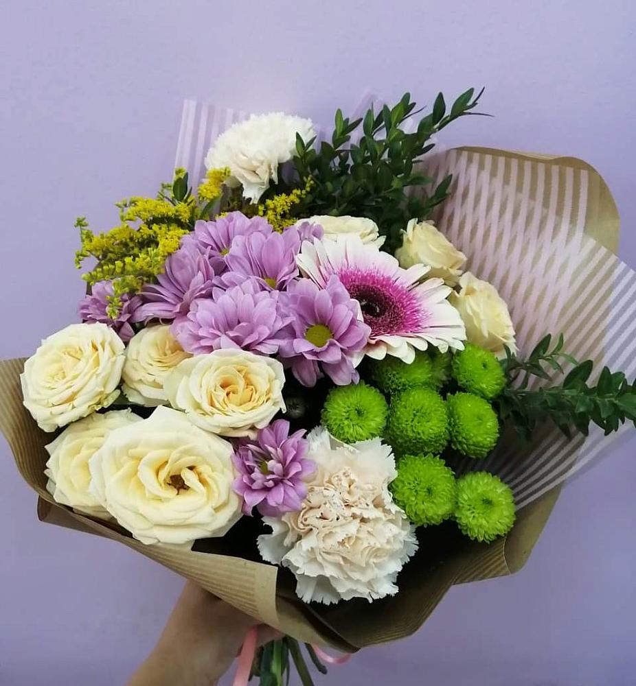 Букет цветов из: Хризантемы, Розы, Гвоздики и Герберы в Калевале