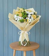 Букет цветов из:  Хризантемы и Розы в Калевале