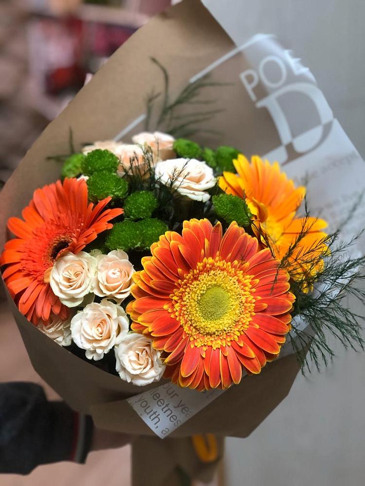 Букет цветов из: Герберы, Хризантемы и Розы в Калевале